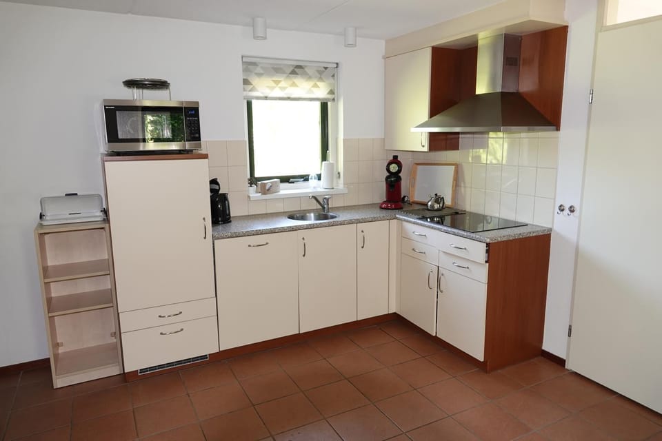 Bungalow Het Uilennest | 6 personen House in Drenthe (province)