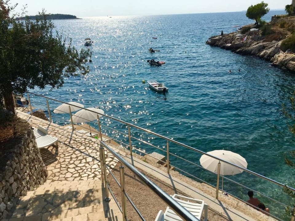Oasis Premium Twin Apartment in Šibenik-Knin County, Croatia