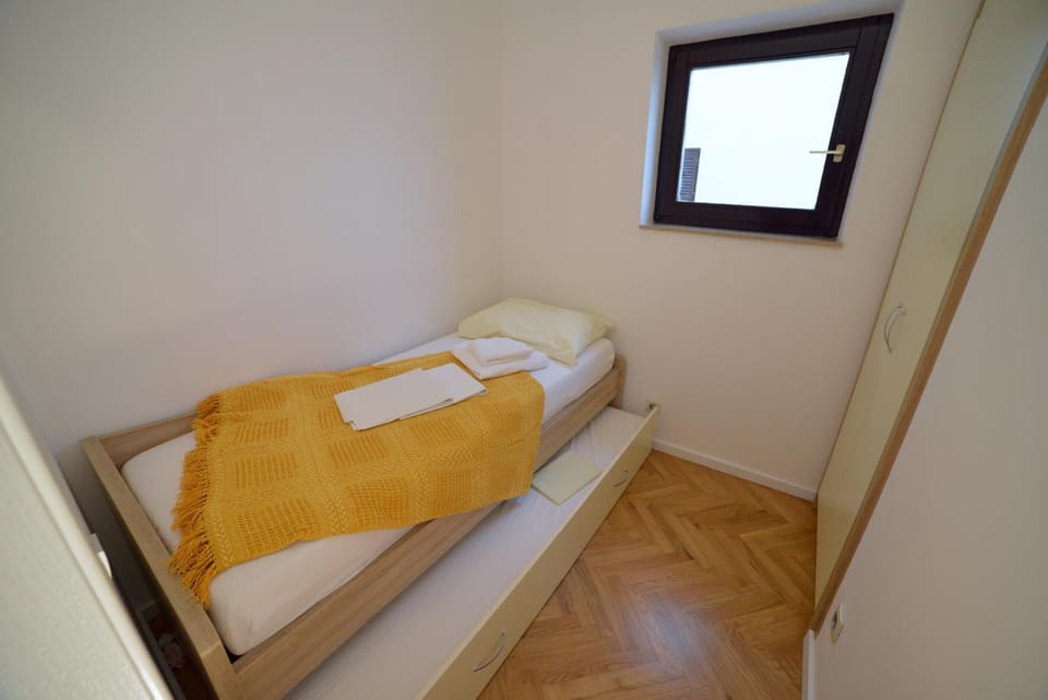 Oasis Premium Twin Apartment in Šibenik-Knin County, Croatia