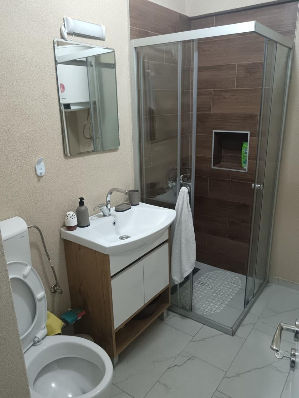 Shower, Toilet, Bathroom