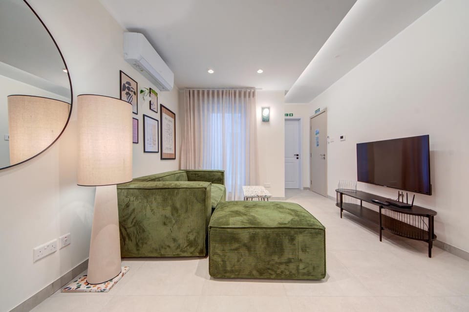 Juliet Residence, Apt 1, Your Home Away from Home in Gzira by SF HOMES Apartment in Sliema