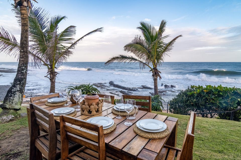 Day, Natural landscape, Garden, Dining area, Beach, Sea view