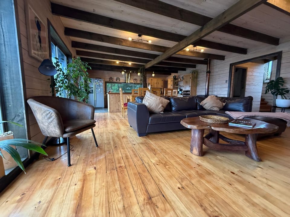 La madriguera Matanzas House in O'Higgins, Chile