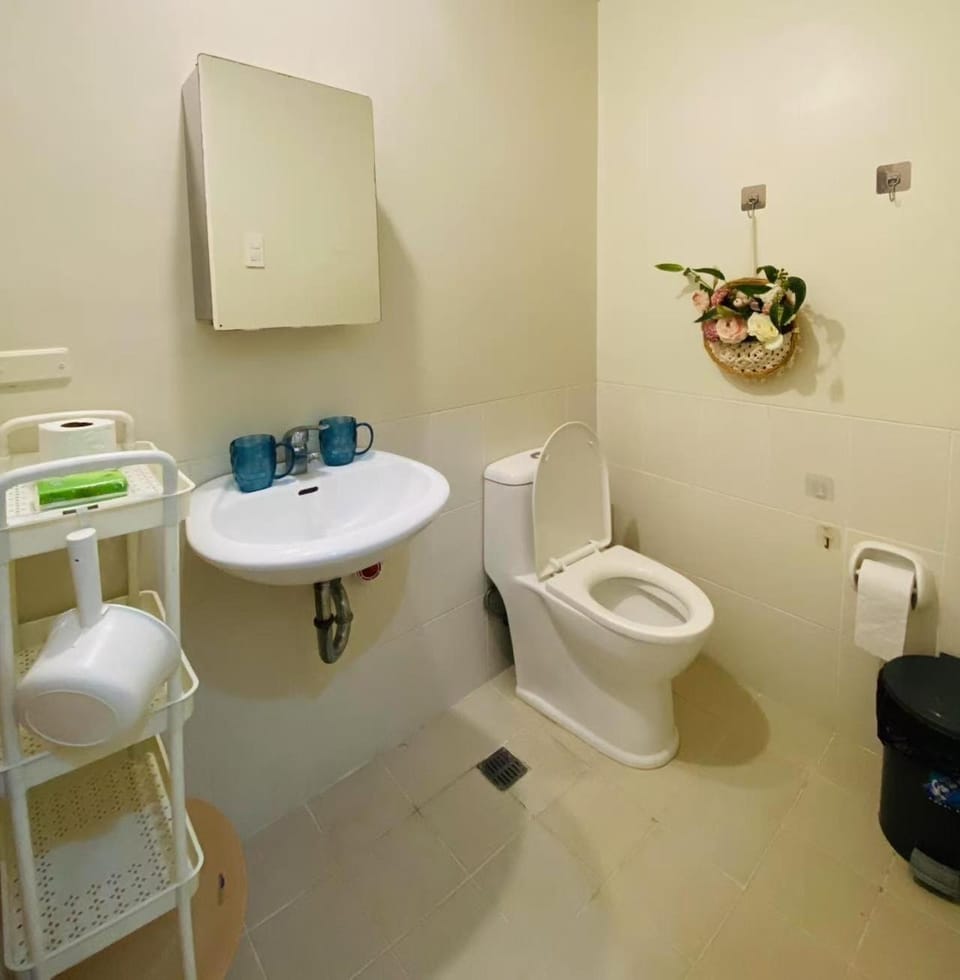 condo in mandaluyong Apartment in Mandaluyong