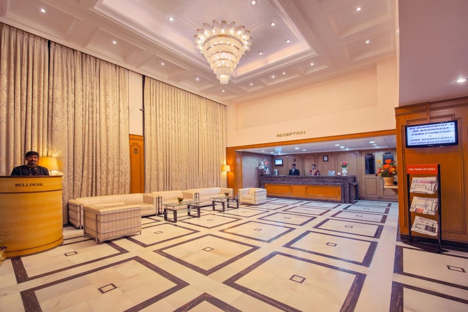TV and multimedia, Lobby or reception, Seating area
