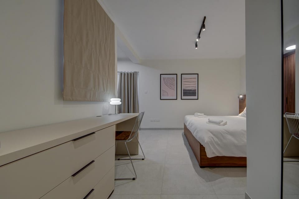 Juliet Residence, Apt 2 , Your Home Away from Home in Gzira by SF HOMES Apartment in Sliema