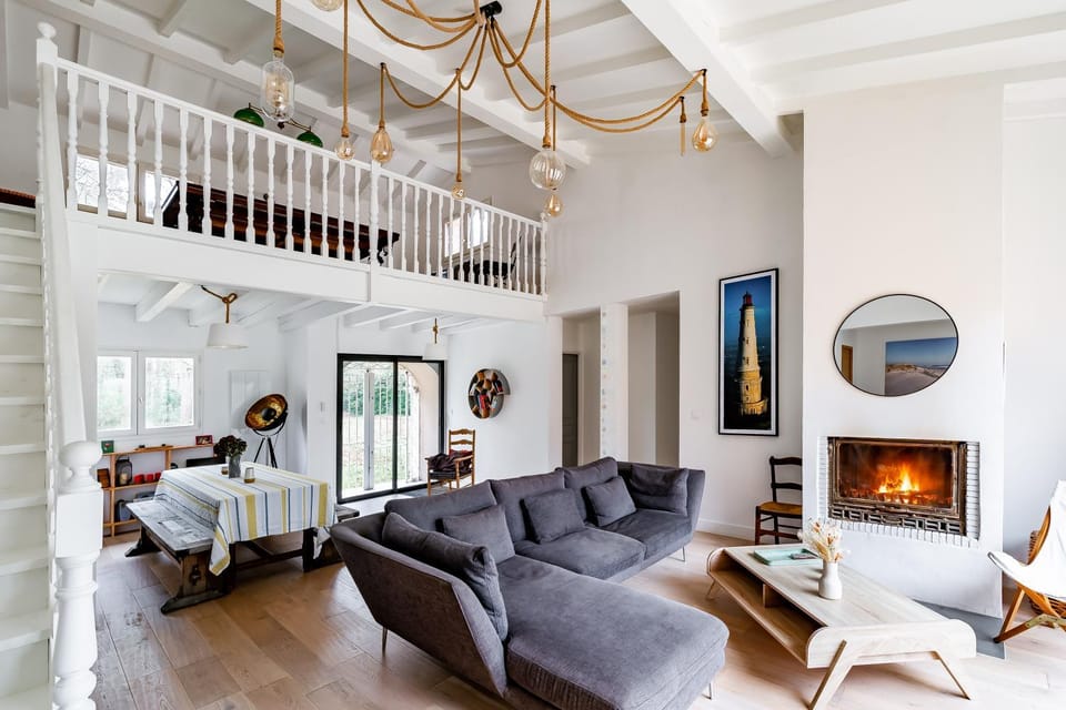 Living room, fireplace
