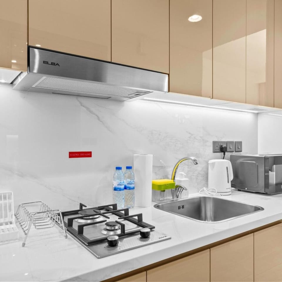 Azizi Riviera 35 - Studio with full Kitchenet - Ideal for monthly Apartment in Dubai