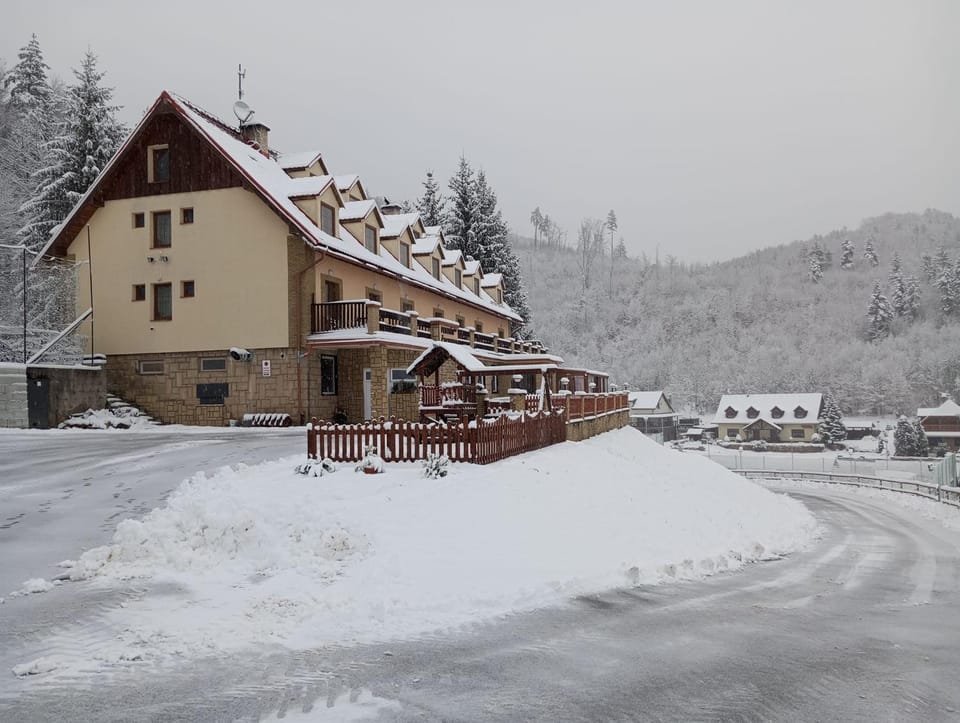 Property building, Winter