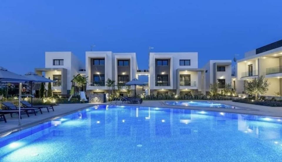 Night, Swimming pool