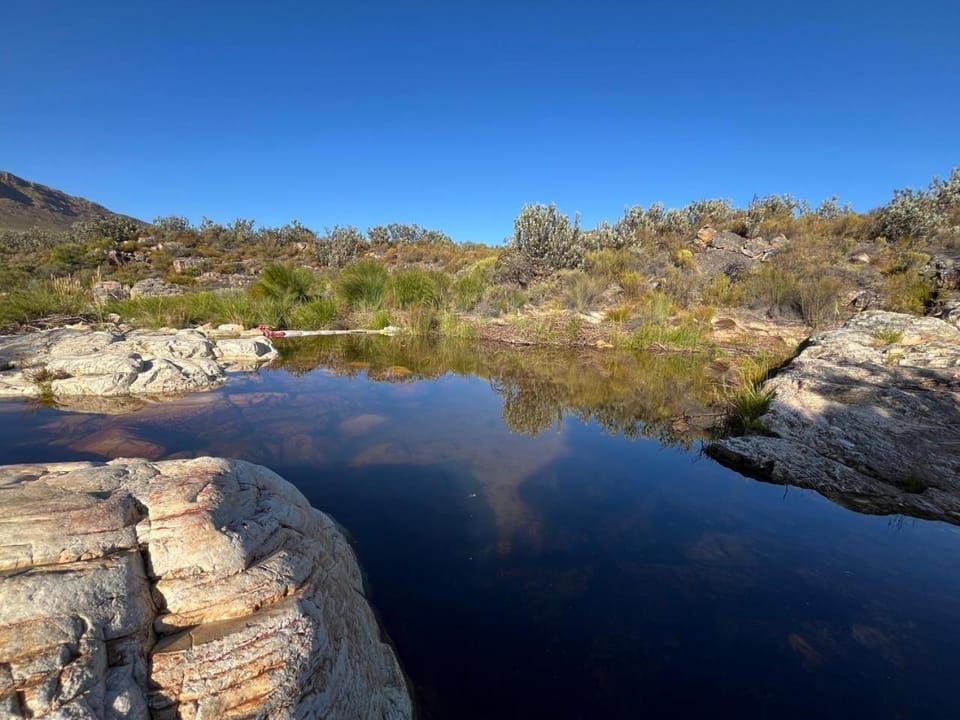 Nearby landmark, Day, Natural landscape, Lake view, Mountain view, River view, Swimming pool