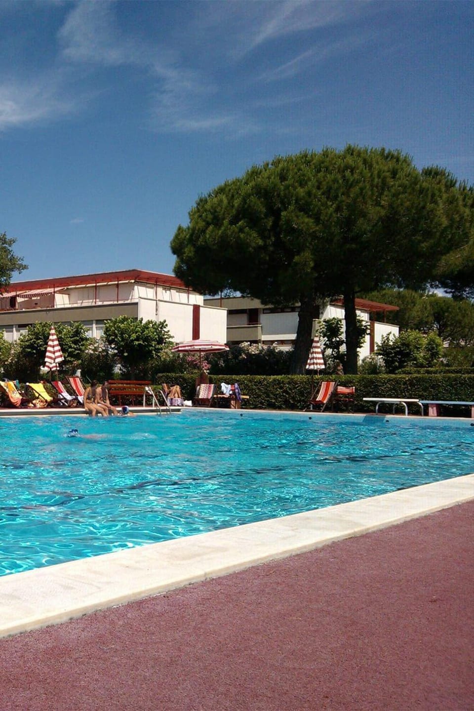 Property building, Swimming pool, Swimming pool