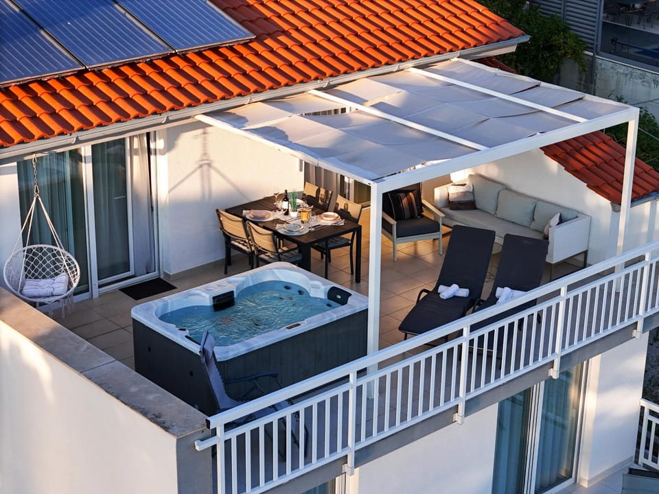 Villa ELLA ESTELLE with a heated pool, hot tub, sauna Villa in Split-Dalmatia County