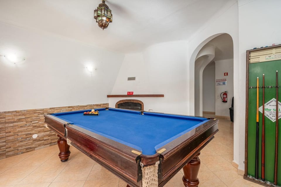 #278 Central Apartment Local Experience Villa in Albufeira