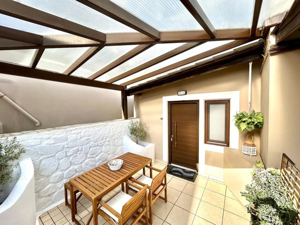 Patio, Balcony/Terrace, Balcony/Terrace, Seating area