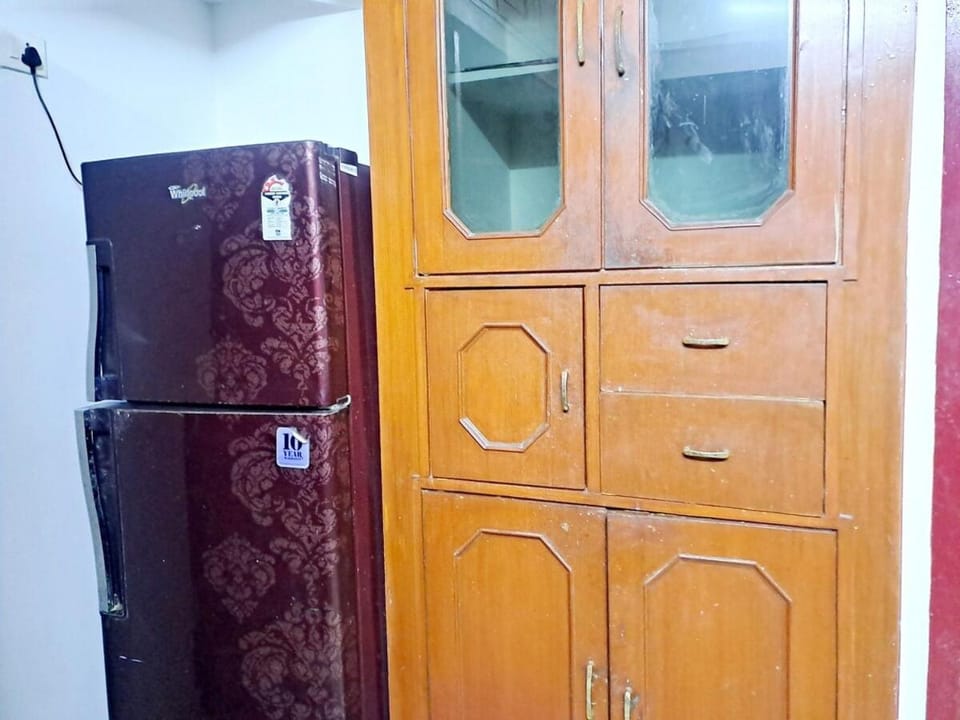 Entire House Beach Church Temple US Consulate AC Apartment in Chennai