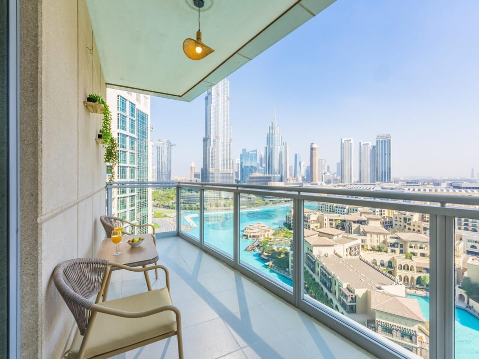 Balcony/Terrace, Landmark view