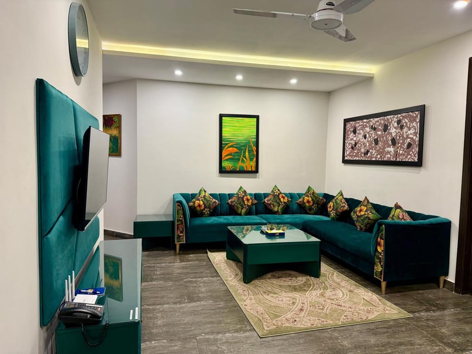 Tom's Luxury Hotel Apartment hotel in Punjab