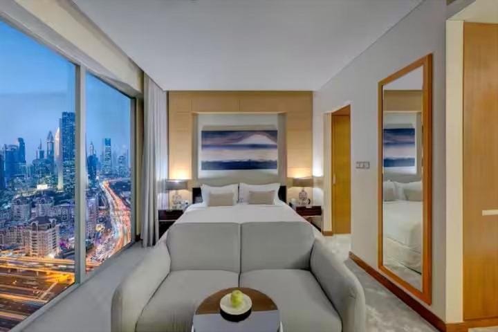 Bed, Seating area