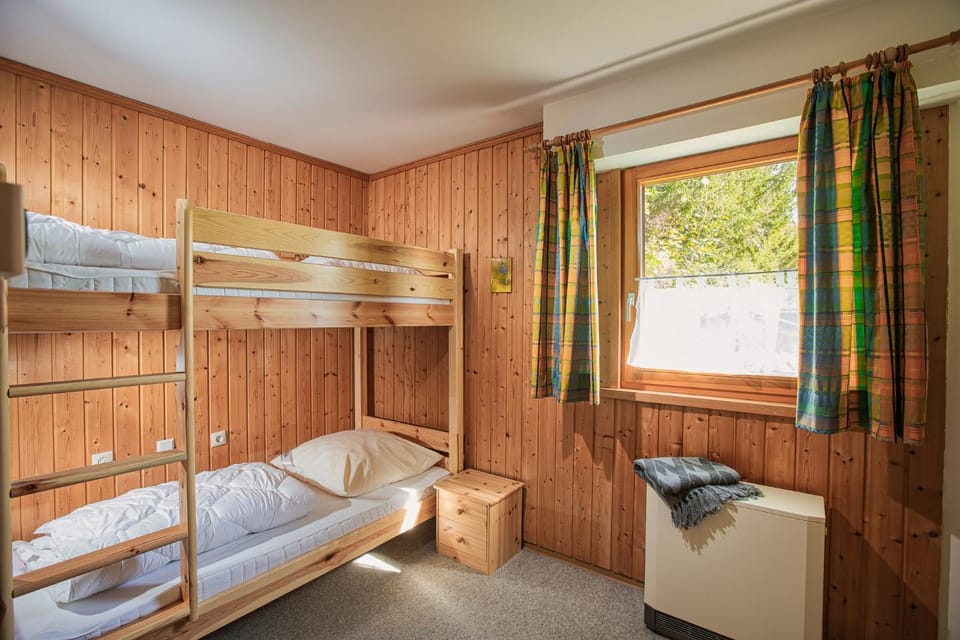 Bed, Photo of the whole room, Bedroom, bunk bed