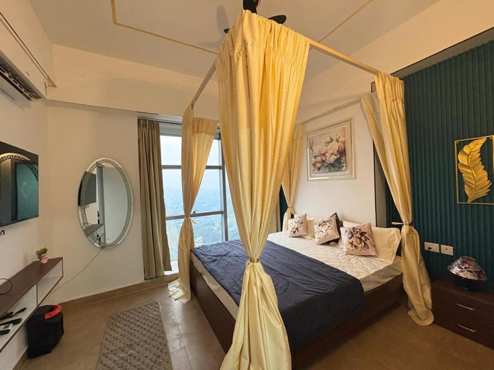 Spectrum Metro Mall 10 1BHK Apartment Sector 75 Noida with Balcony Apartment in Noida
