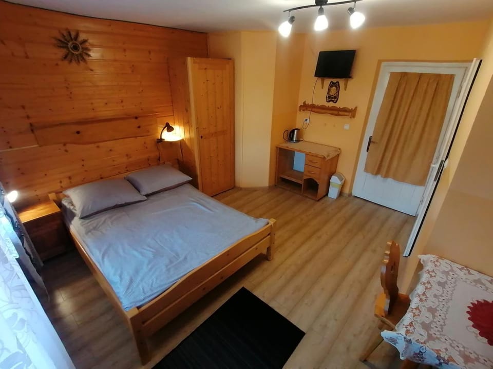 Noclegi "Przy szlaku" Farm Stay in Lesser Poland Voivodeship