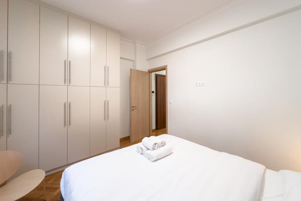 Bed, Bedroom, wardrobe