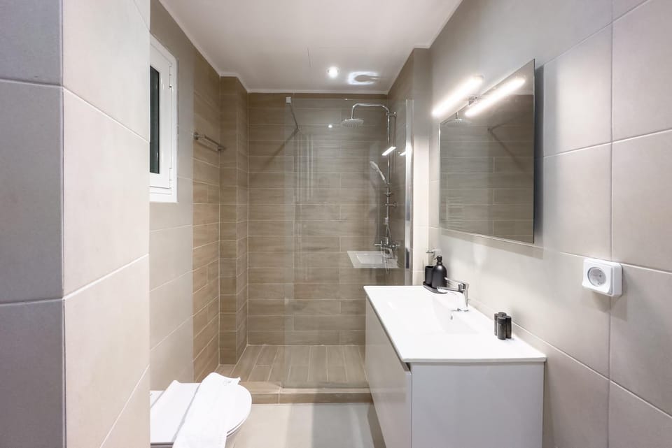 Shower, Bathroom