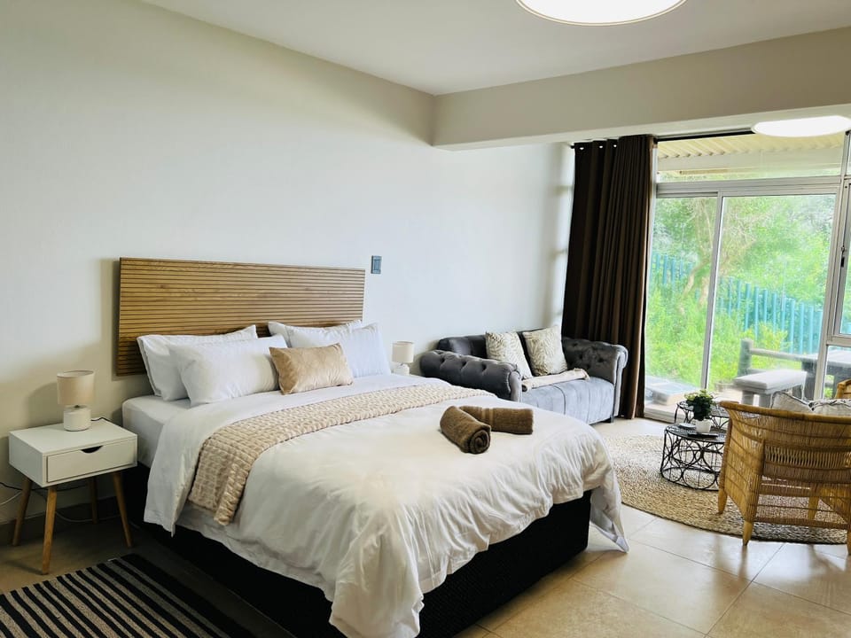 Camarque - Umdloti's Ocean Escape Apartment in KwaZulu-Natal