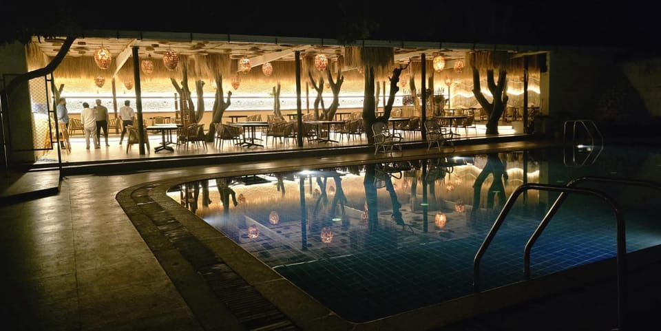 Pool view, Swimming pool