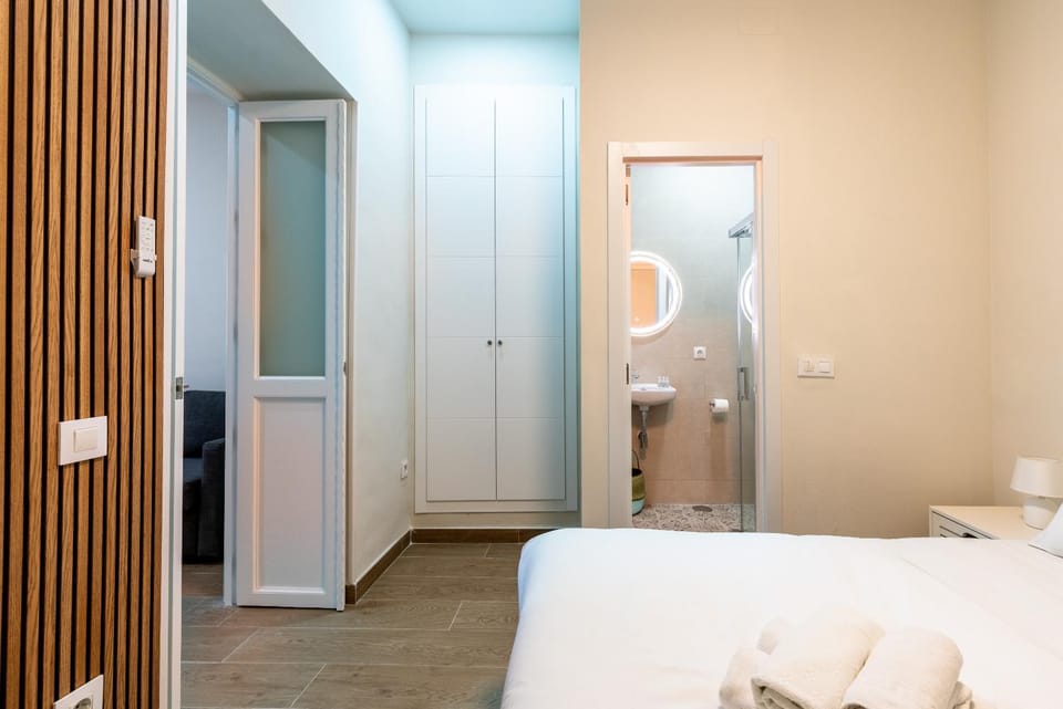 AoA Triana Loft Apartment in Seville