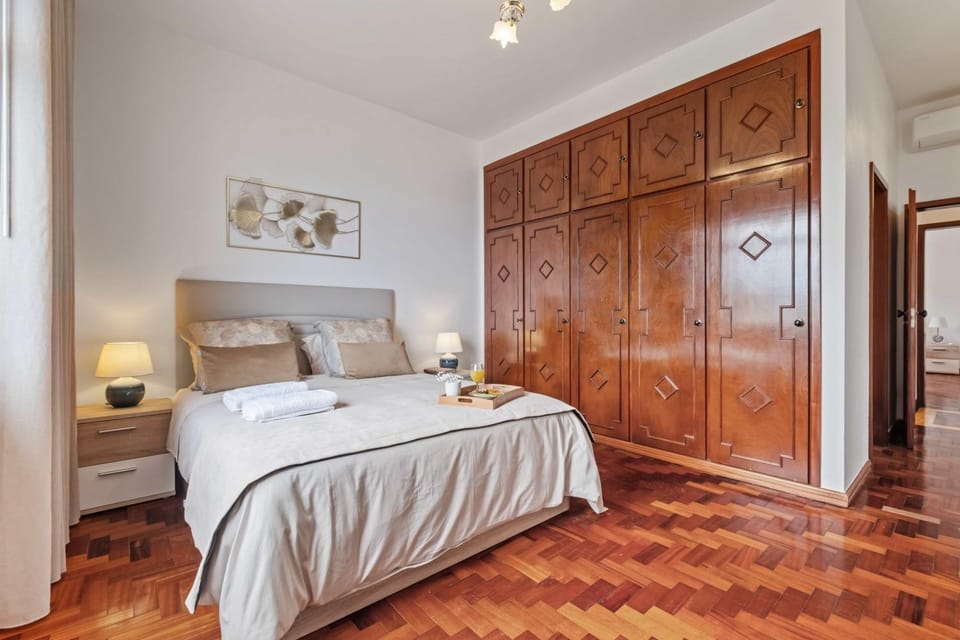 Bed, Bedroom, wardrobe