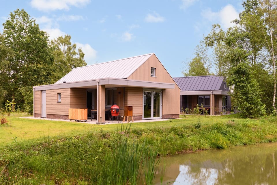 Property building, Garden view, River view