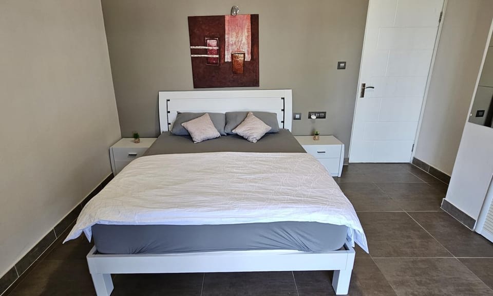 Endless Summer Apartments-Tourism Permit Certified Apartment in Rivière Noire District, Mauritius
