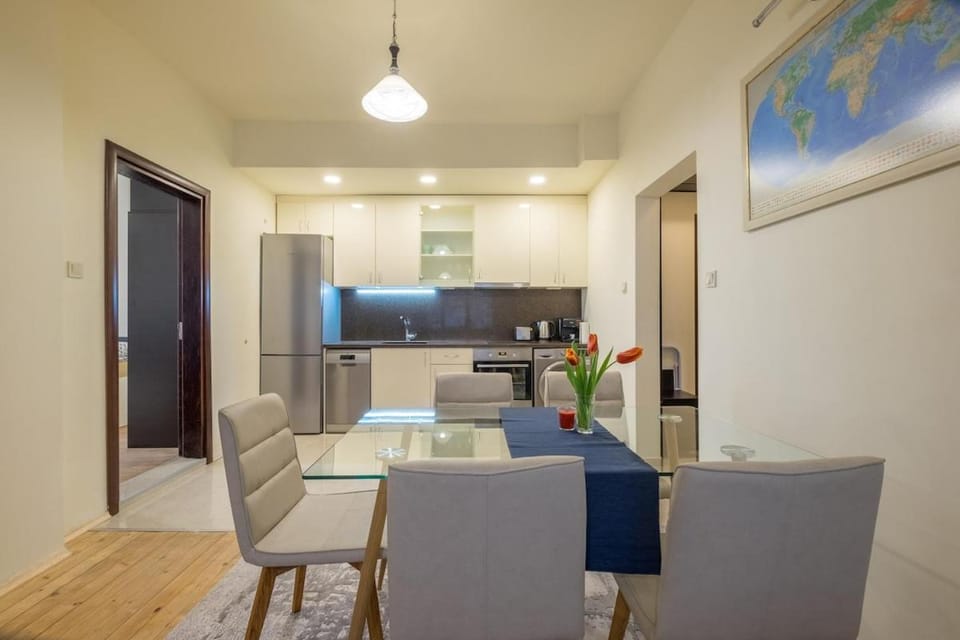 Stylish TOP center Flat 100m to Vitosha blvd Apartment in Sofia