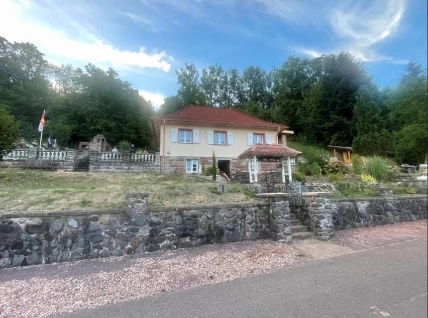 Property building, Balcony/Terrace