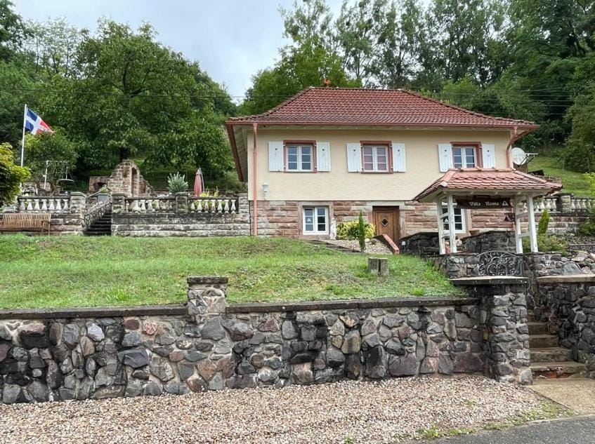 Property building, Balcony/Terrace