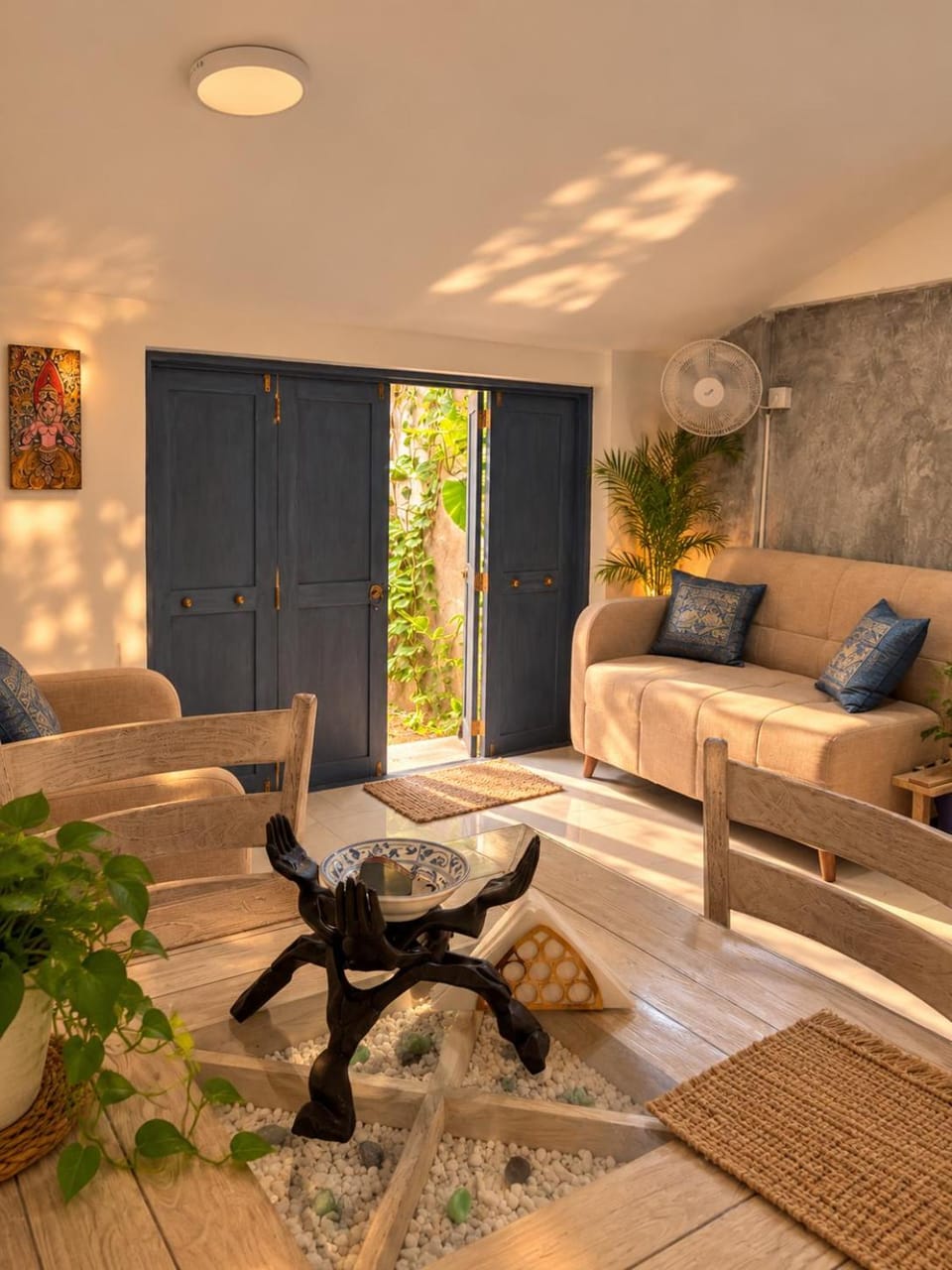 Bathroom, Living room, Guests, group of guests, kitchen