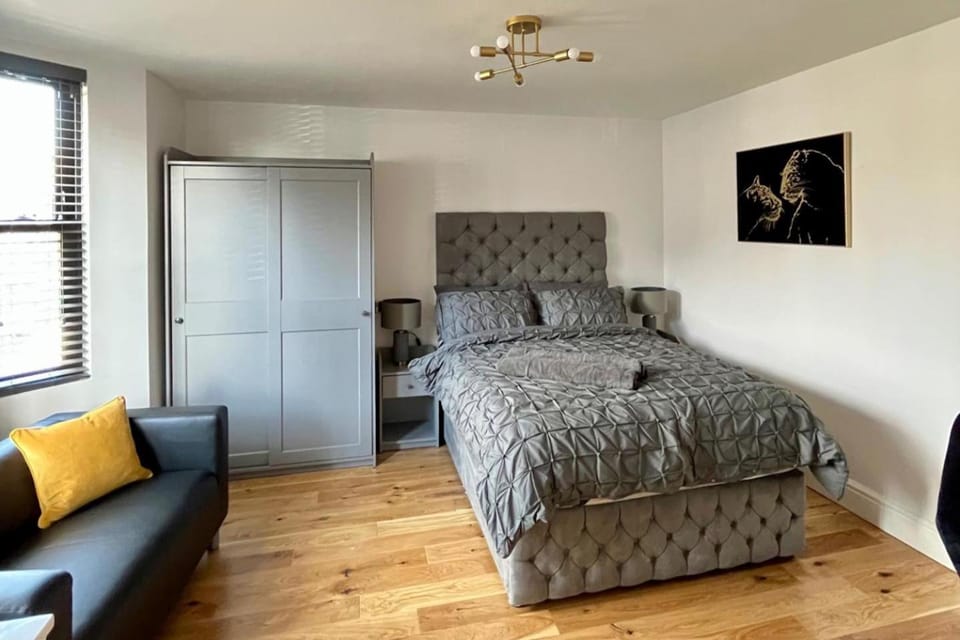 Cozy London Apartment 2 minutes to tube! Apartment in London
