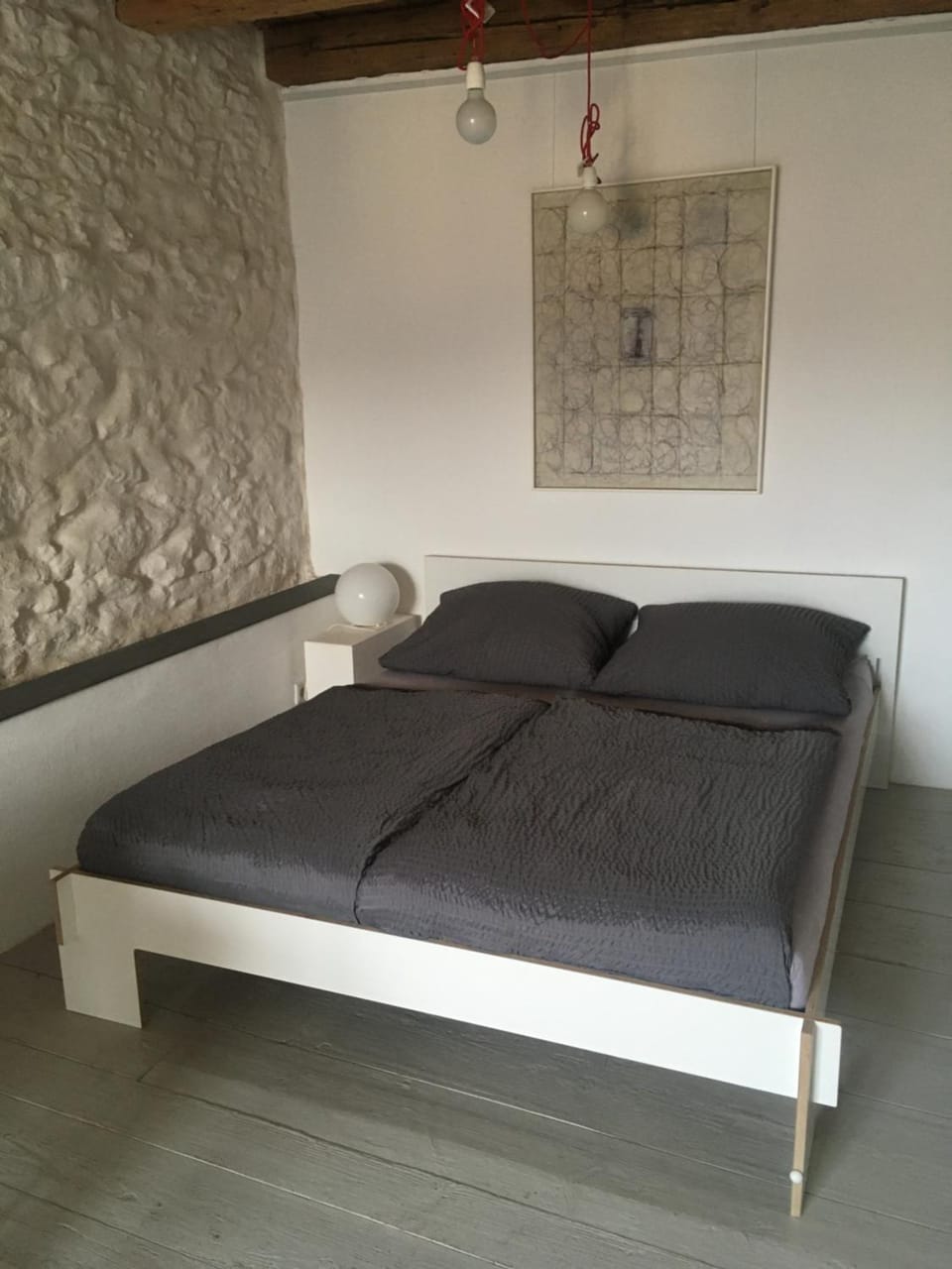 Bed, Photo of the whole room