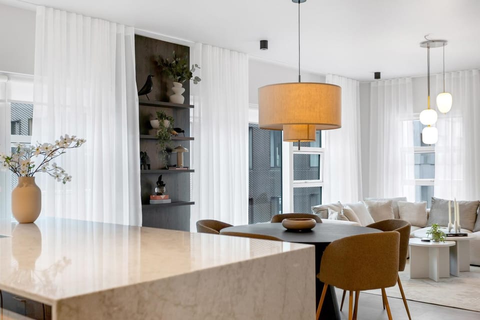 Kitchen or kitchenette, Living room, Dining area