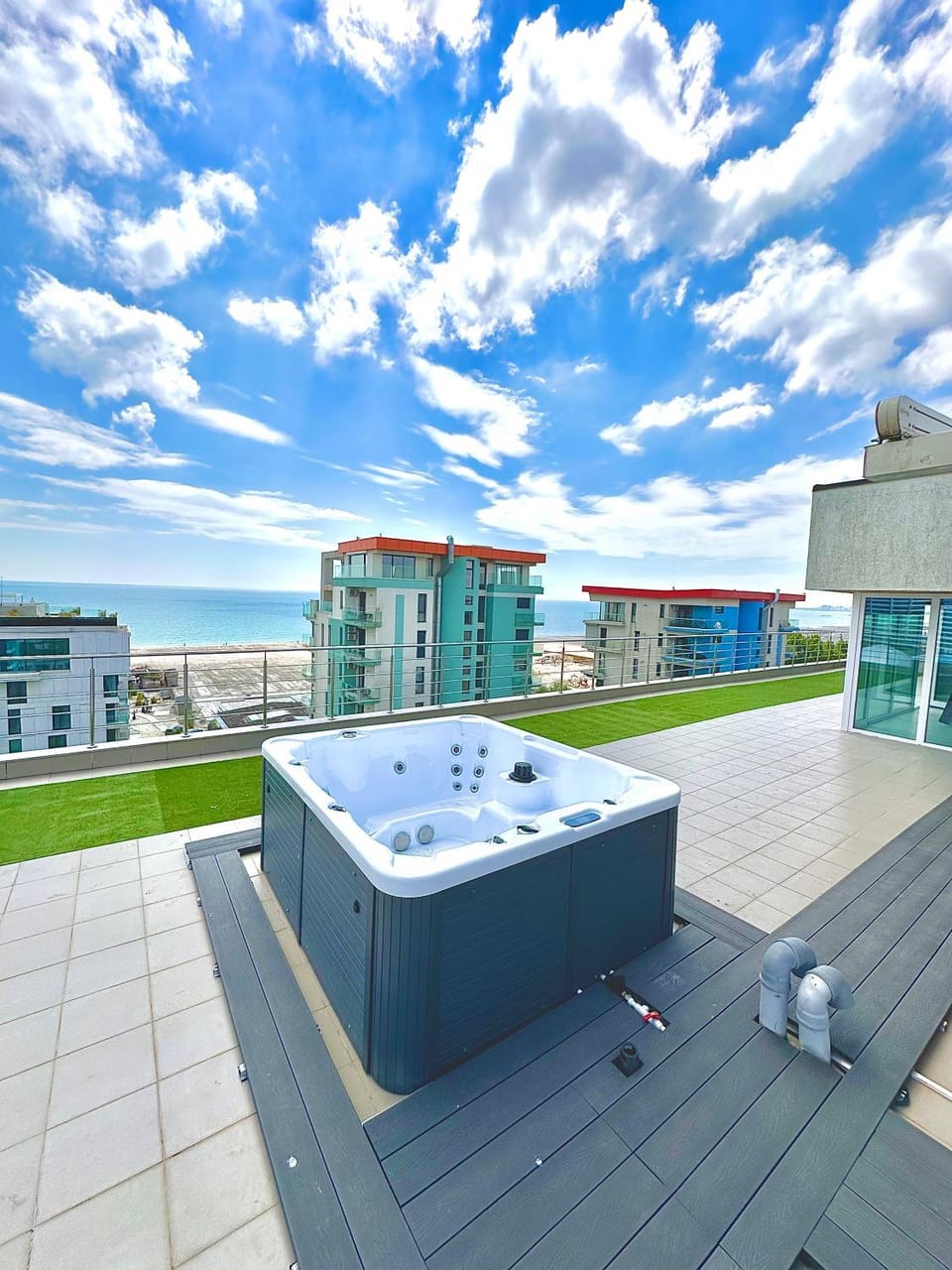 Natural landscape, Hot Tub, Sea view