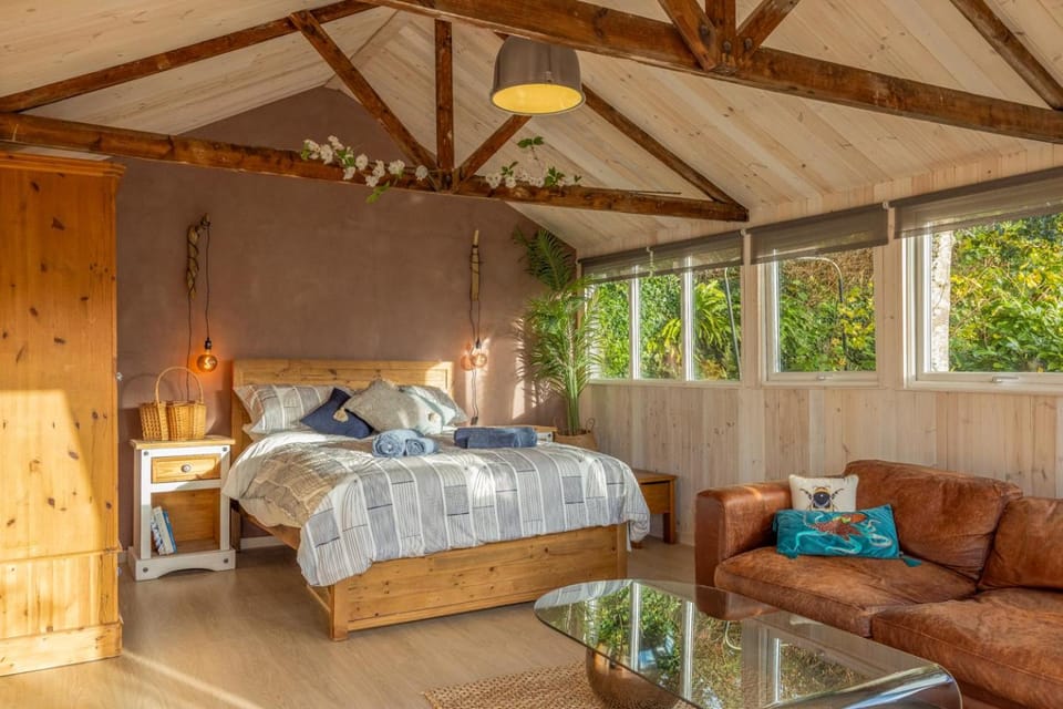 Urchins Nest Nature lodge in Woolacombe