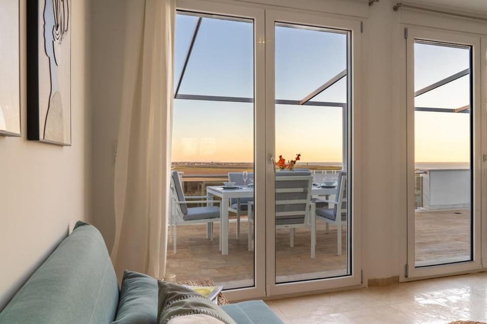 La Terraza Río & Mar - Sea View & Pool Apartment in Conil de la Frontera