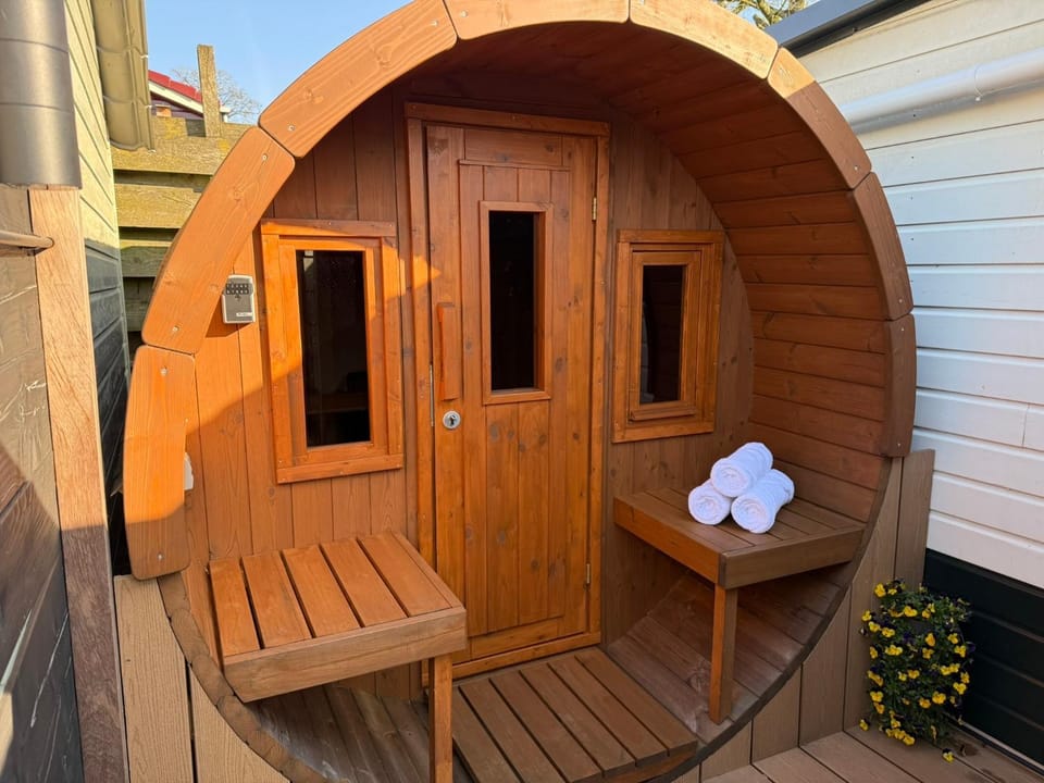 Day, Sauna, towels