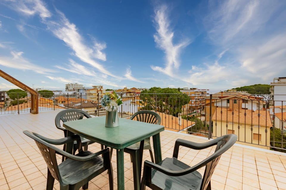 Natural landscape, Balcony/Terrace