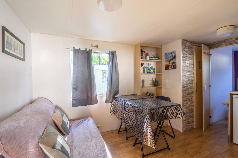 Property building, Living room, Bedroom