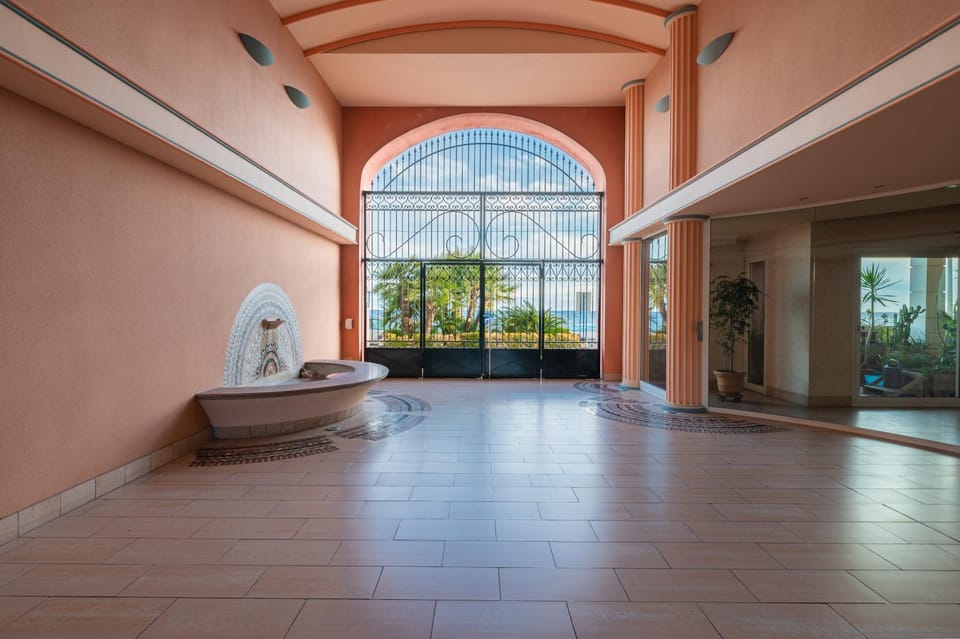 Admiral Plaza, appartement 1 chambre en centre ville, parking & accès plage Apartment in Menton