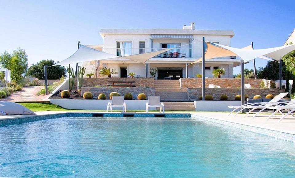 Villa Françoise pour 10 personnes avec vue mer et piscine chauffée à Carqueiranne Villa in Hyères
