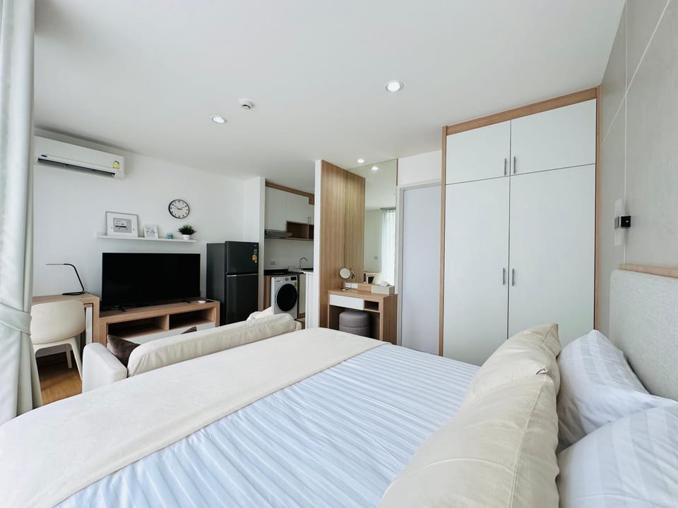 6th Avenue Sukhumvit BKK 407 BTS Asoke Nana Apartment in Bangkok